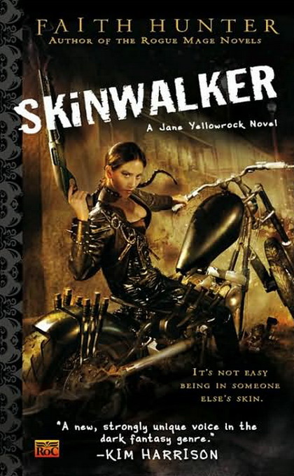 Skinwalker: A Jane Yellowrock Novel
